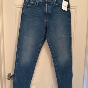 NWT MOTHER JEANS. size 31. The Stinger Flood